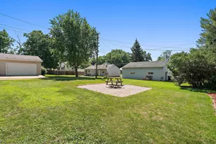 212 Central Ave S, Norwood Young America, MN 55397 - Photo 30