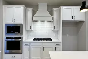 1728 Oak creek pass, Chaska, MN 55318 - Photo 4