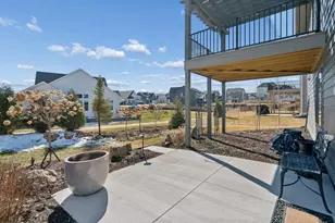 5385 GESTACH LN, Chaska, MN 55318 - Photo 24