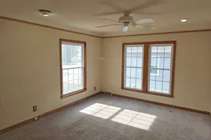 181 Annapolis St E, Saint Paul, MN 55118 - Photo 4