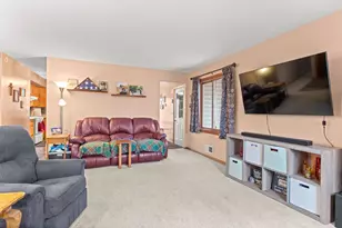 11041 Holly St NW, Coon Rapids, MN 55448 - Photo 6