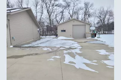 7607 University Drive S, Fargo, ND 58104 - Photo 4
