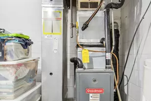 1860 McMenemy St, Maplewood, MN 55117 - Photo 16