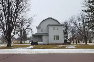 808 Adams Ave, Westbrook, MN 56183 - Photo 6