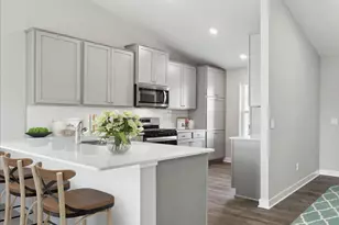 1661 Shasta Dr, Shakopee, MN 55379 - Photo 2