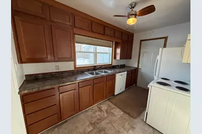 210 Elm Street NE, Fertile, MN 56540 - Photo 10