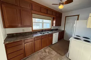 210 Elm St NE, Fertile, MN 56540 - Photo 10