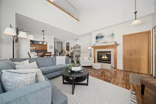 12975 Echo Ln Ln, Apple Valley, MN 55124 - Photo 4