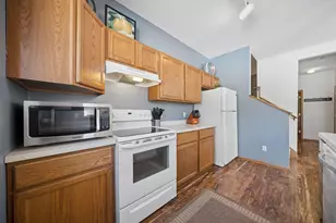 12975 Echo Ln Ln, Apple Valley, MN 55124 - Photo 10