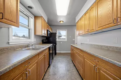 2204 7th Street S, Moorhead, MN 56560 - Photo 10