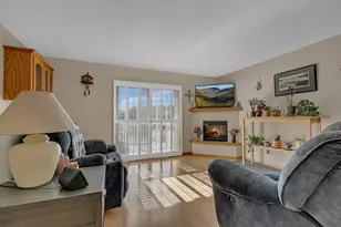 522 Graceview Dr, Saint Joseph, MN 56374 - Photo 2