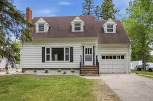 1101 11th St S, Moorhead, MN 56560 - Photo 2