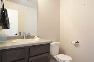 7330 26th St S, Fargo, ND 58104 - Photo 8