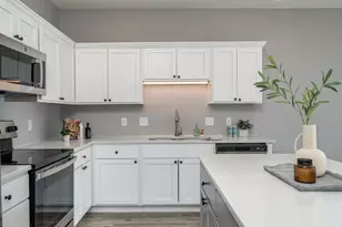 405 Prairie Rose Trl, Mankato, MN 56001 - Photo 10