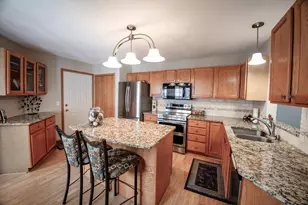 6800 Fremont Ln, Woodbury, MN 55125 - Photo 12