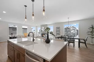 10184 Queensland Ln N, Maple Grove, MN 55311 - Photo 8