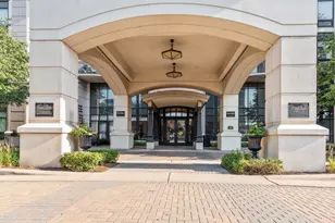 500 E Grant St, Minneapolis, MN 55404 - Photo 2