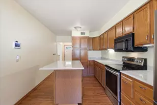 1012 Summer St, Hudson, WI 54016 - Photo 8