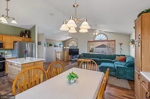 212 Pine St, Cannon Falls, MN 55009 - Photo 12