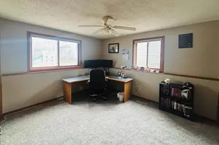 907 Pine St, Hastings, MN 55033 - Photo 20