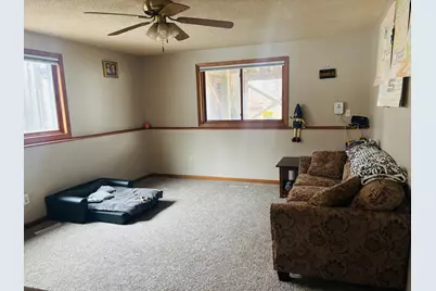 907 Pine Street, Hastings, MN 55033 - Photo 24