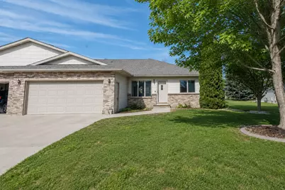 1002 9th Avenue SE, Barnesville, MN 56514 - Photo 1