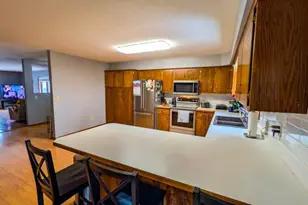 1918 Bayview Dr, Albert Lea, MN 56007 - Photo 4