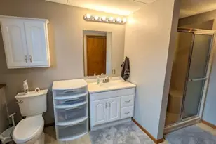 1918 Bayview Dr, Albert Lea, MN 56007 - Photo 14