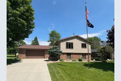 1918 Bayview Drive, Albert Lea, MN 56007 - Photo 1