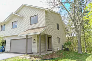 6700 Kara Dr, Eden Prairie, MN 55346 - Photo 40