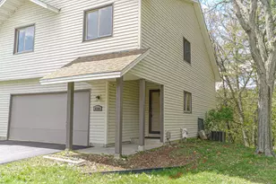 6700 Kara Dr, Eden Prairie, MN 55346 - Photo 2