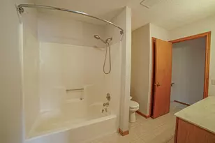 6700 Kara Dr, Eden Prairie, MN 55346 - Photo 36