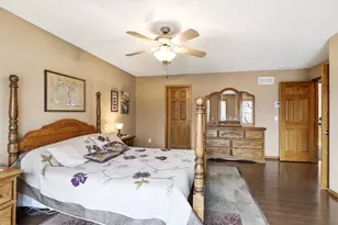 4561 Oak Pond Rd, Eagan, MN 55123 - Photo 46