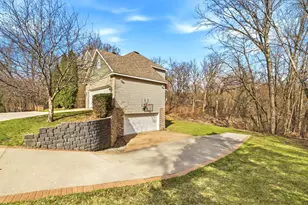 4561 Oak Pond Rd, Eagan, MN 55123 - Photo 76