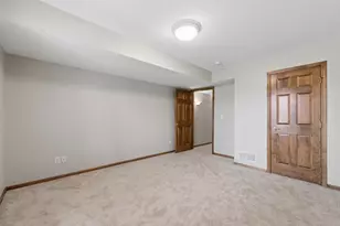7188 Waterstone Ln, Woodbury, MN 55125 - Photo 22