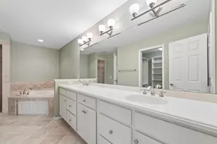 7188 Waterstone Ln, Woodbury, MN 55125 - Photo 18