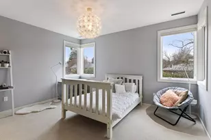 4812 Lakeview Dr, Edina, MN 55424 - Photo 38