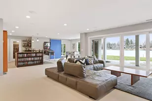 4812 Lakeview Dr, Edina, MN 55424 - Photo 42
