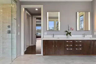 4812 Lakeview Dr, Edina, MN 55424 - Photo 22