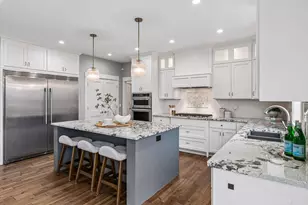 13222 Dahlgren Rd, Minnetonka, MN 55305 - Photo 16