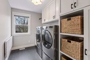 13222 Dahlgren Rd, Minnetonka, MN 55305 - Photo 44