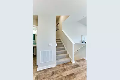 8815 Jorgensen Avenue S, Cottage Grove, MN 55016 - Photo 16