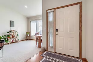 925 E Cavour Ave, Fergus Falls, MN 56537 - Photo 2