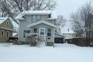 618 Park Ave, North Mankato, MN 56003 - Photo 1