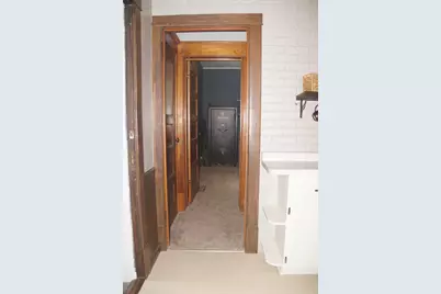 629 Elm Street W, Norwood Young America, MN 55368 - Photo 24