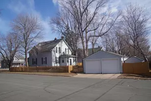629 Elm St W, Norwood Young America, MN 55368 - Photo 2