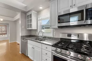 10247 Country Club Curve, Woodbury, MN 55129 - Photo 24