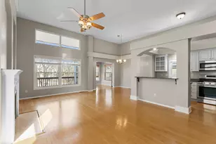 10247 Country Club Curve, Woodbury, MN 55129 - Photo 12