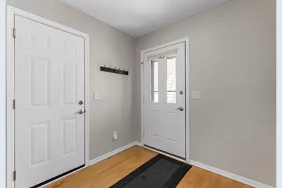 10247 Country Club Curve, Woodbury, MN 55129 - Photo 10