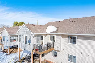 1020 Primrose Ln, Waconia, MN 55387 - Photo 4